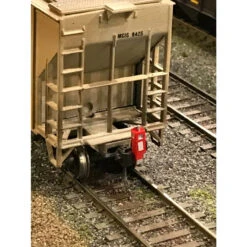 MACRail 903RT - End Of Train Device Regular Coupler 3 Pack - Red - HO Scale