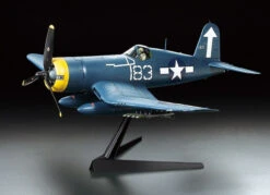 Tamiya 60327 - Vought F4U-1D Corsair United States - 1:32 Scale Kit