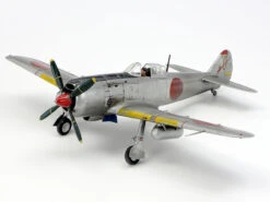 Tamiya 61013 - Hayate Frank Kit Japan - 1:48 Scale Kit